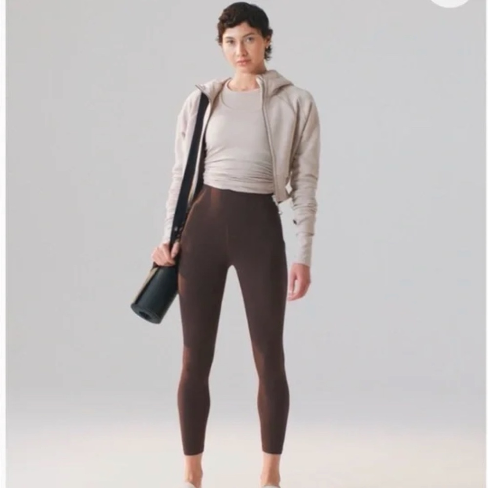 NWT Lululemon Align High Rise Legging Pant in 25" in Size 4 in Espresso